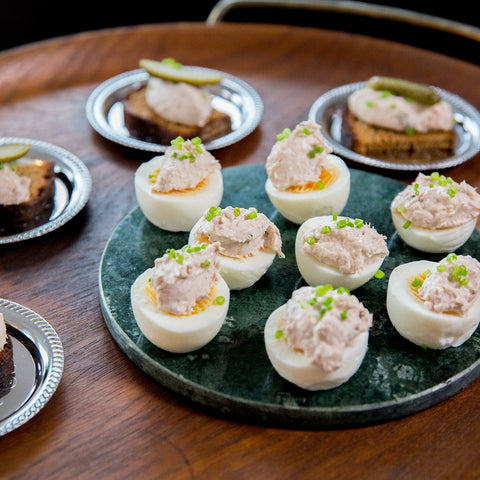 Krämig röra med Vindelnrökt skinka och pepparrot