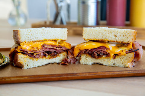 Brunchfavoriten med Vindelnrökt skinka och smörstekt bröd